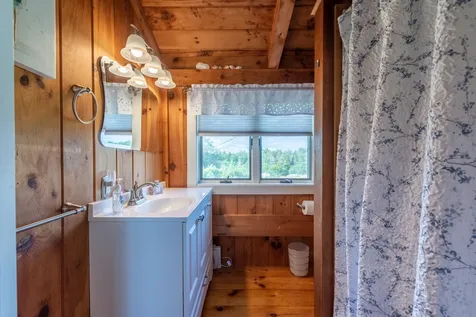 1457 King Hill Road New London NH 03257