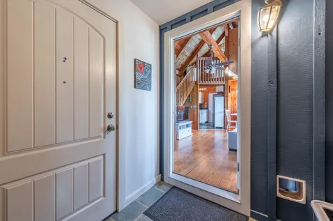 1457 King Hill Road New London NH 03257