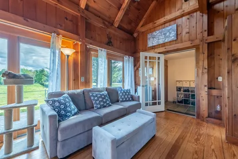 1457 King Hill Road New London NH 03257