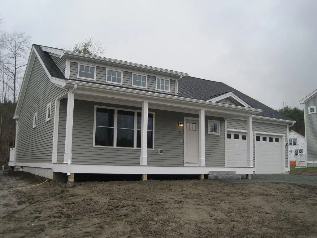 21 White Birch Lane Lebanon NH 03784