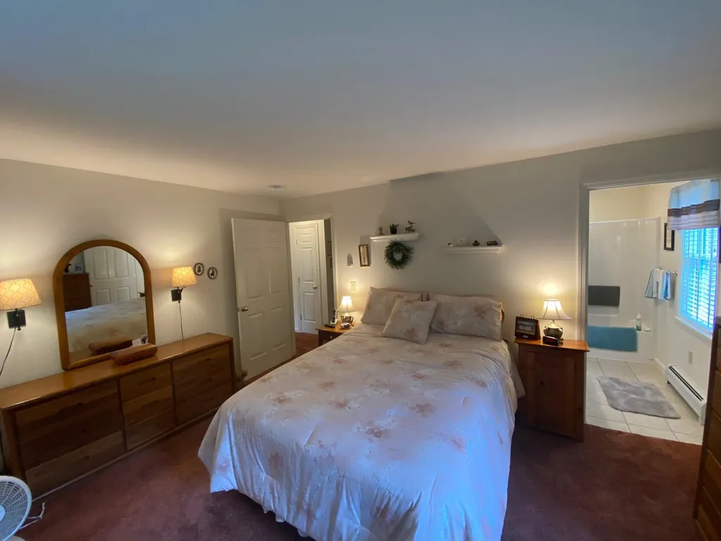 36 Wildersburg Common Barre Town VT 05641