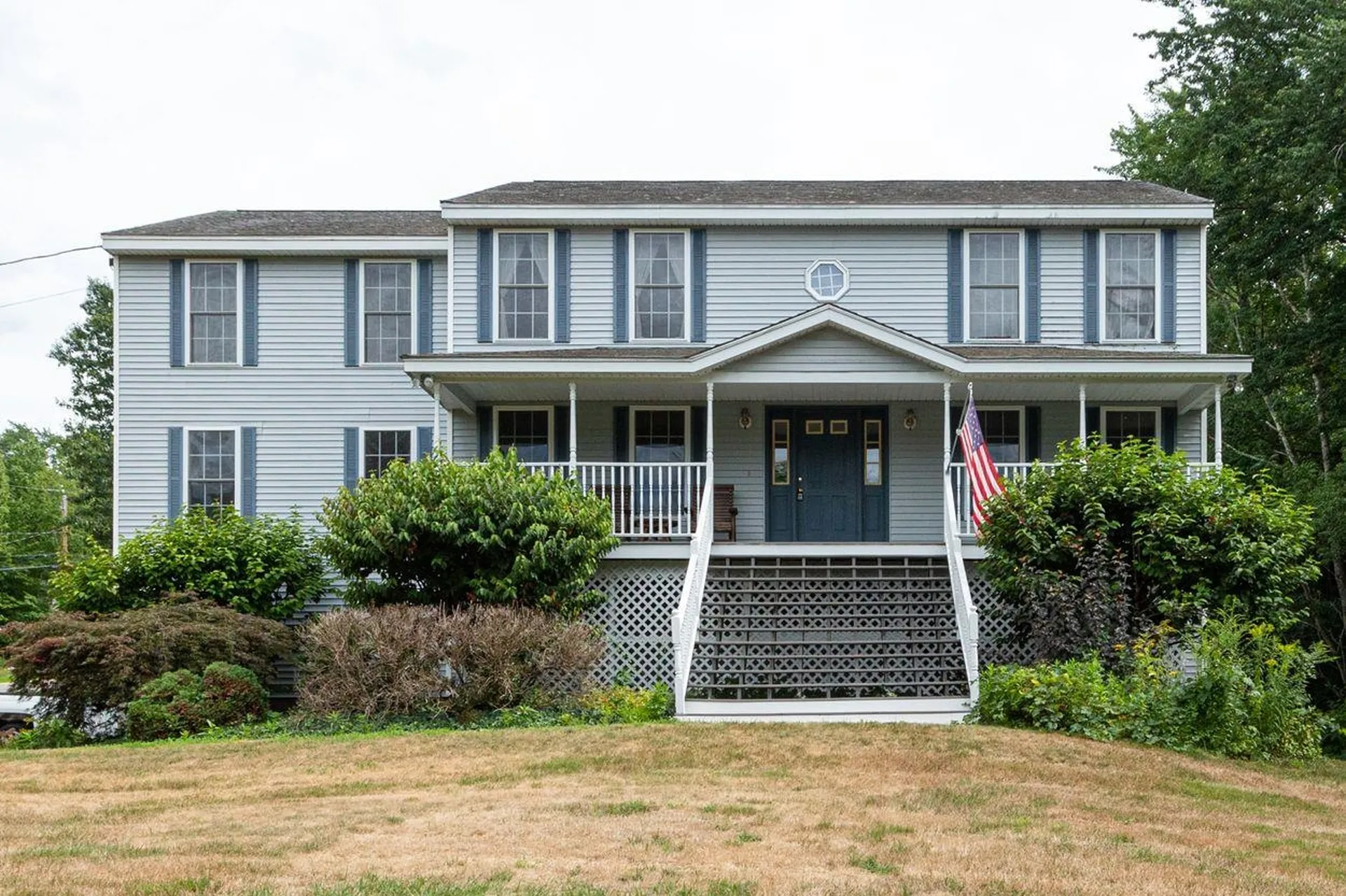 61 Barretts Hill Road Hudson NH 03051
