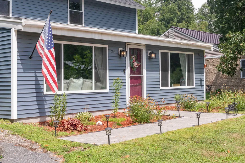 29 Nh Route 118 Canaan NH 03741