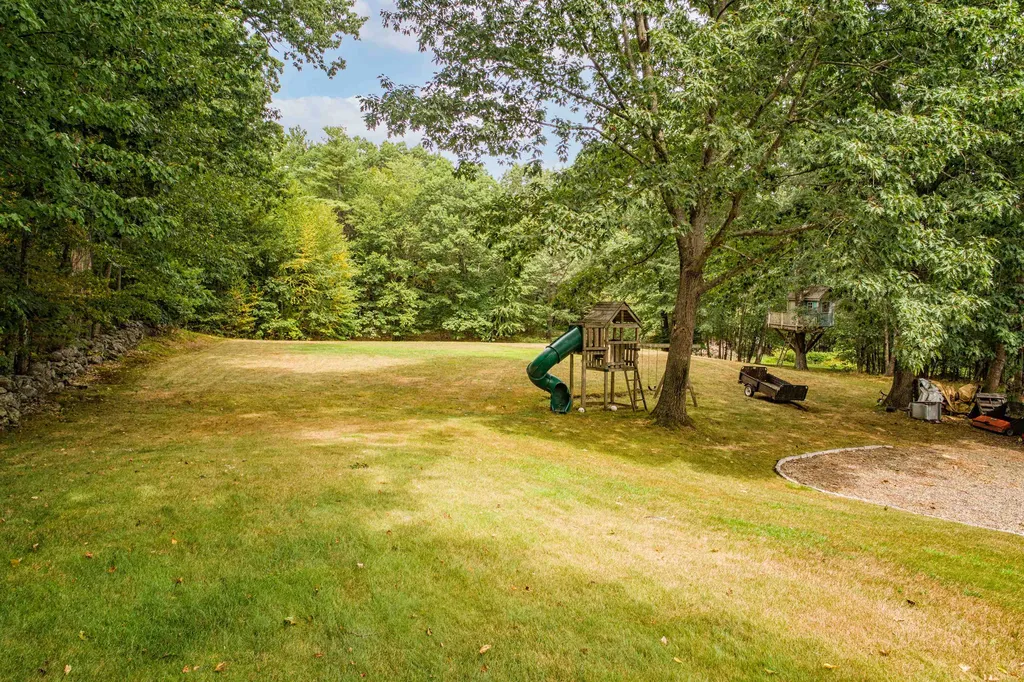 30 Bay View Road Dover NH 03820