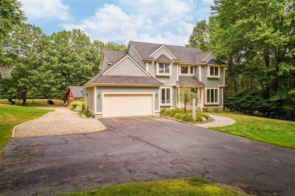30 Bay View Road Dover NH 03820