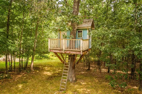 30 Bay View Road Dover NH 03820