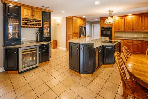 30 Bay View Road Dover NH 03820