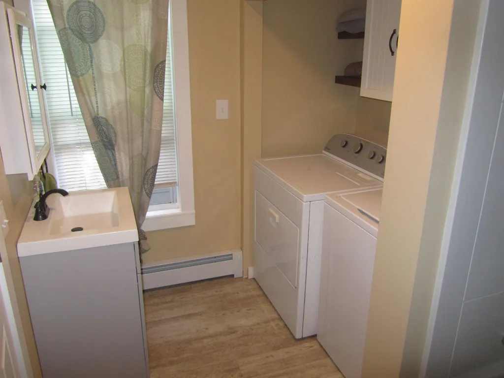 4-6 Gillis Street Nashua NH 03060