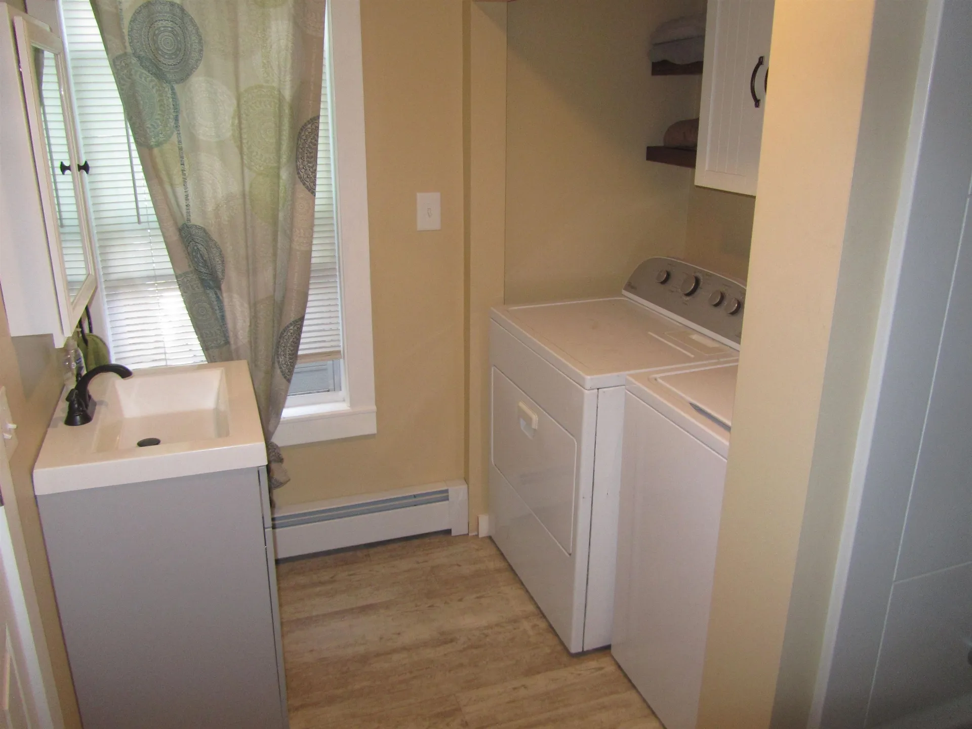 4-6 Gillis Street Nashua NH 03060
