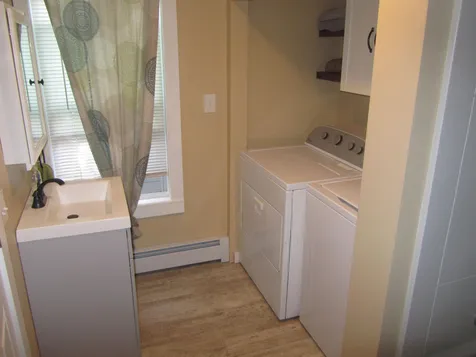 4-6 Gillis Street Nashua NH 03060