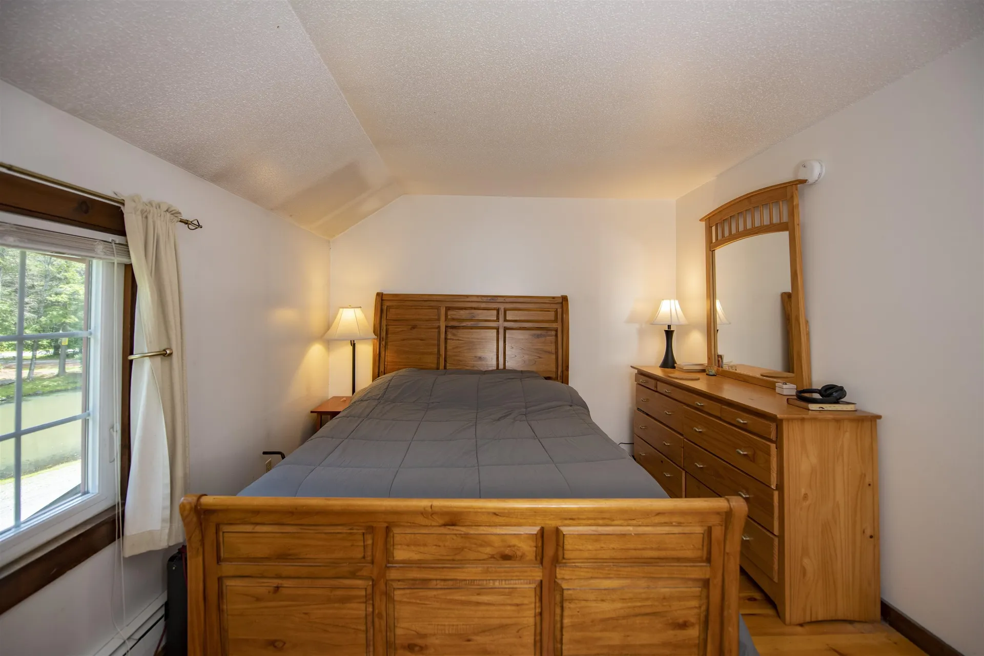 574 Willard Road Hartford VT 05059