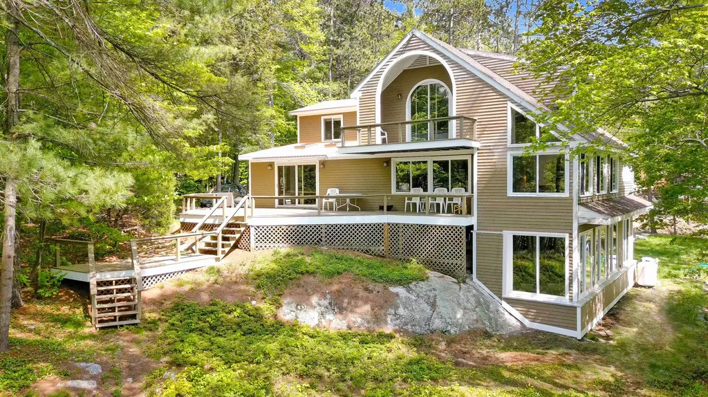 104 Camp Sunapee Road New London NH 03257