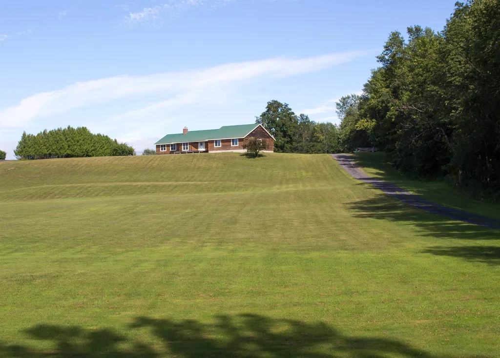 560 West Shore Road North Hero VT 05474