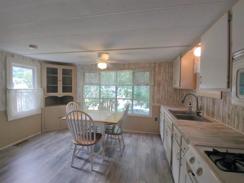 80 Hemlock Haven Hampton NH 03842