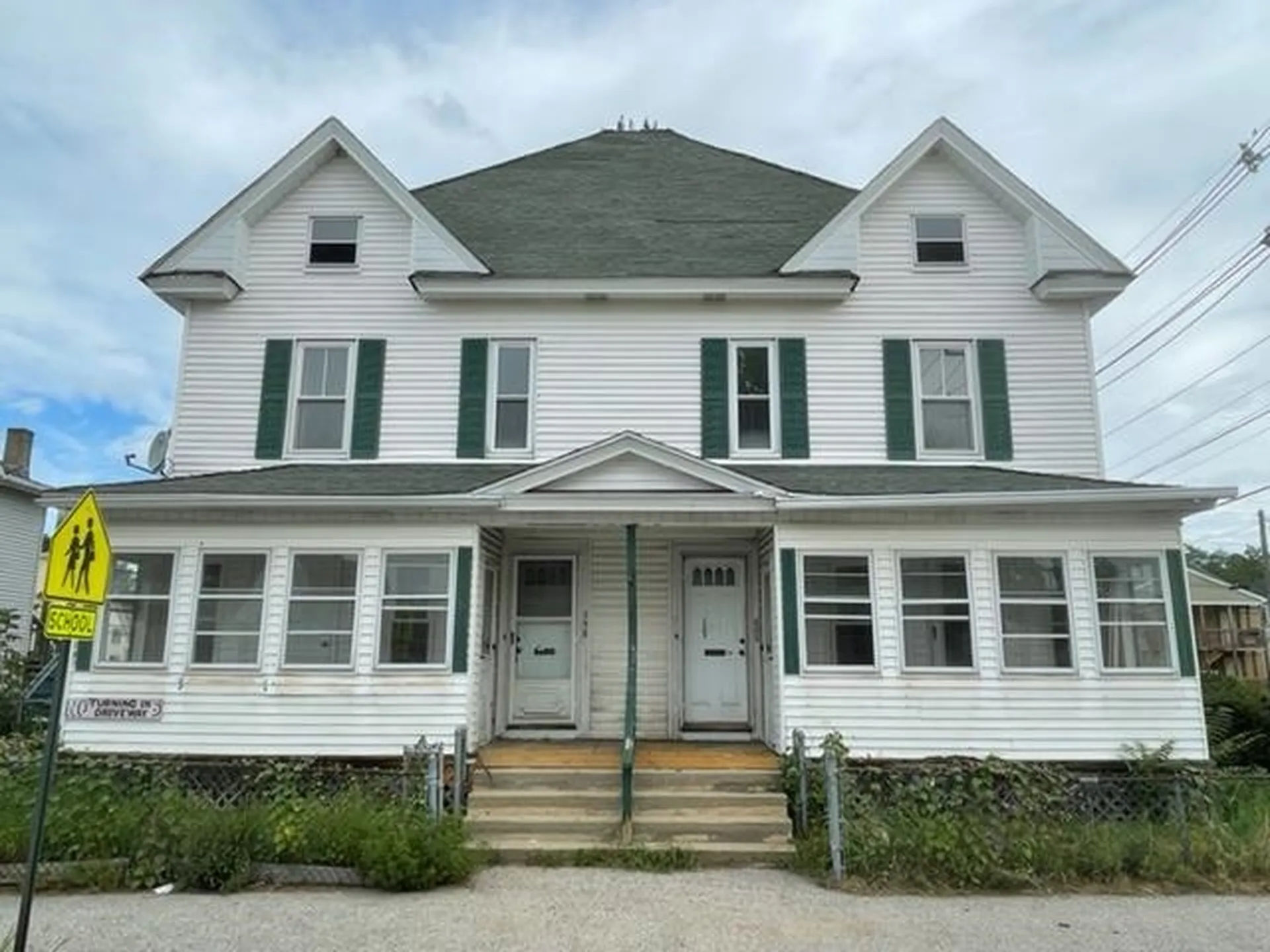 598 Cedar Street Manchester NH 03103