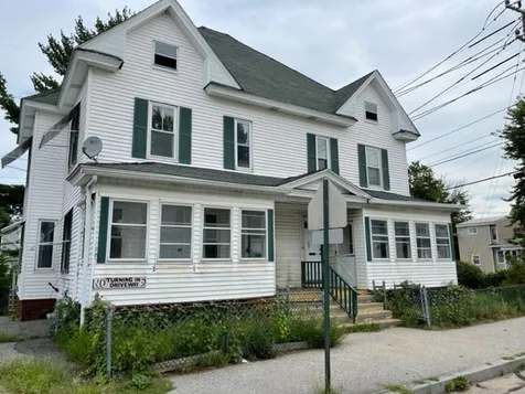 598 Cedar Street Manchester NH 03103