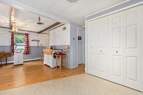 33 Arrowbrook Road Dover NH 03820