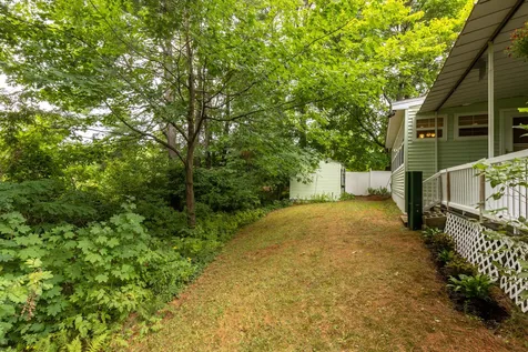 33 Arrowbrook Road Dover NH 03820