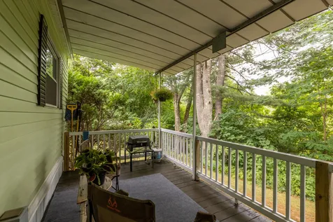 33 Arrowbrook Road Dover NH 03820