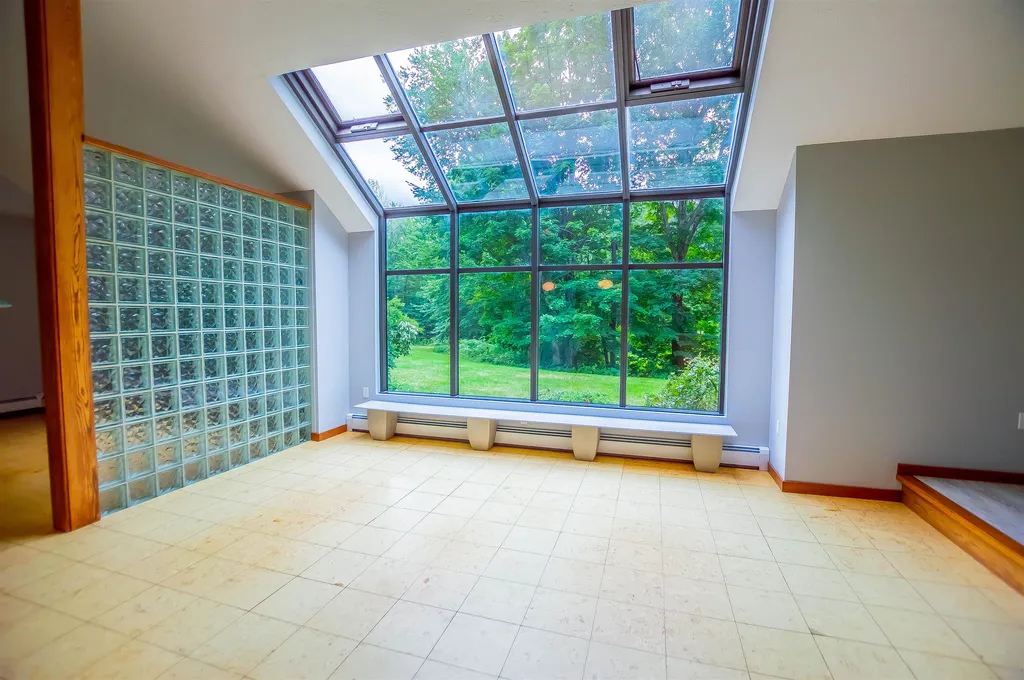 66 Long Pond Road Dunbarton NH 03046