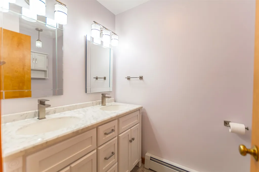 66 Long Pond Road Dunbarton NH 03046