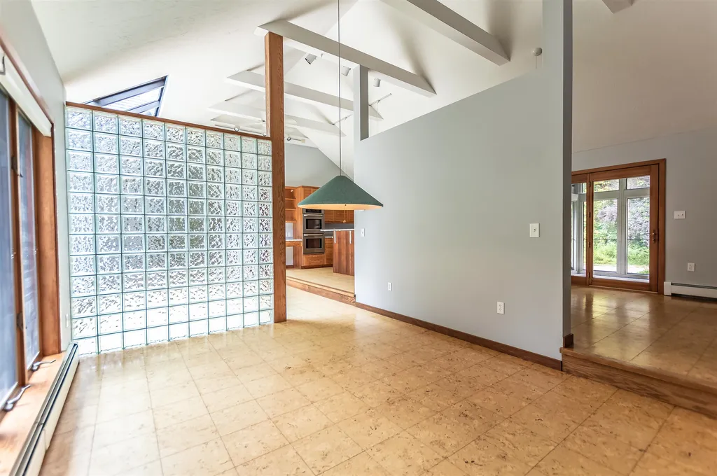 66 Long Pond Road Dunbarton NH 03046