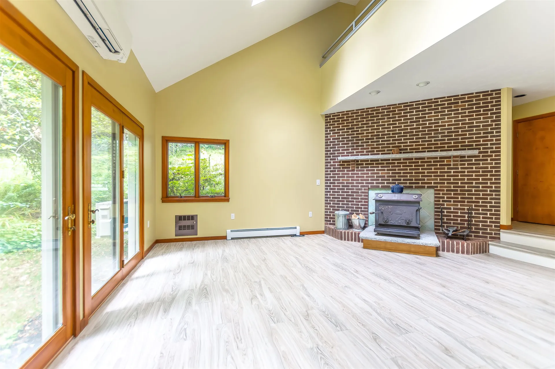 66 Long Pond Road Dunbarton NH 03046
