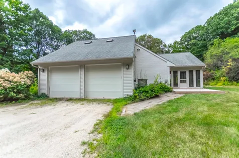 66 Long Pond Road Dunbarton NH 03046