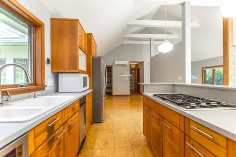 66 Long Pond Road Dunbarton NH 03046