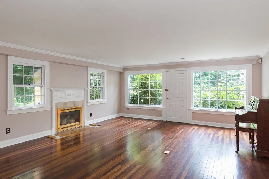 151 Ledge Road Burlington VT 05401