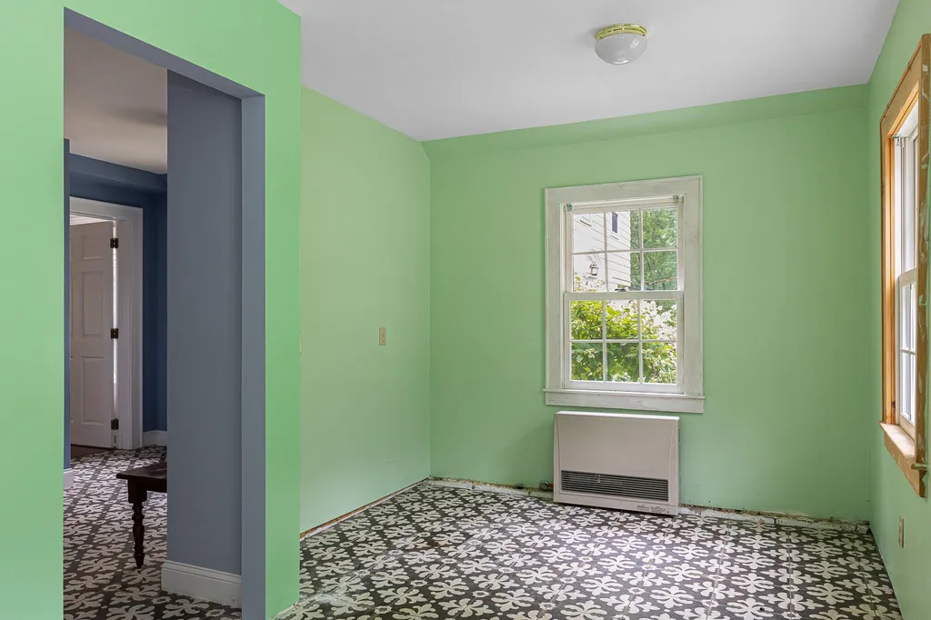 151 Ledge Road Burlington VT 05401