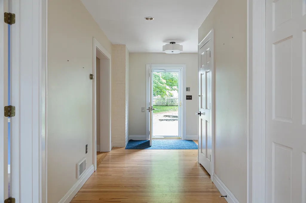 151 Ledge Road Burlington VT 05401