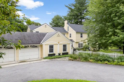 151 Ledge Road Burlington VT 05401