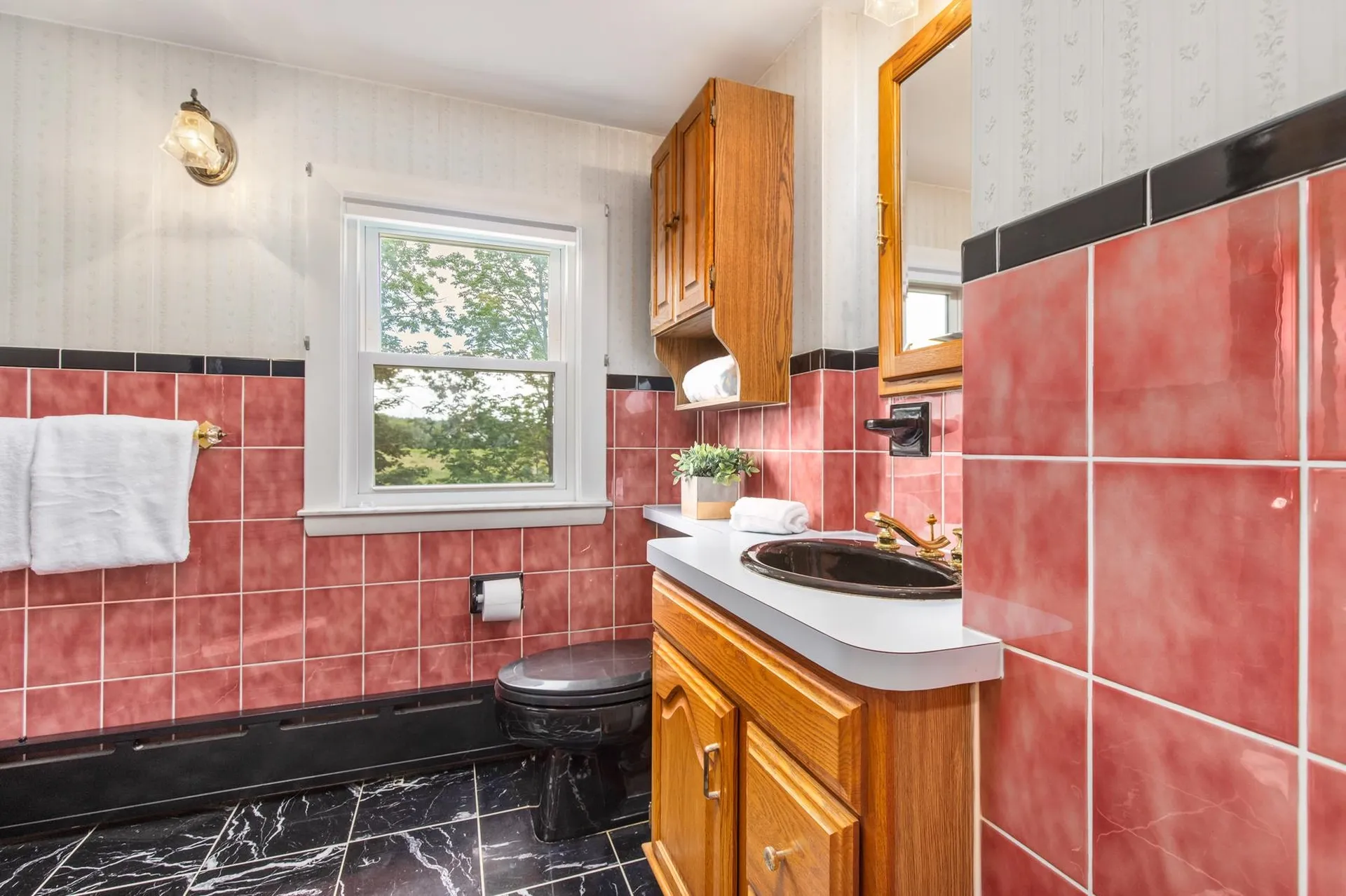 15 Old Littleworth Road Dover NH 03820