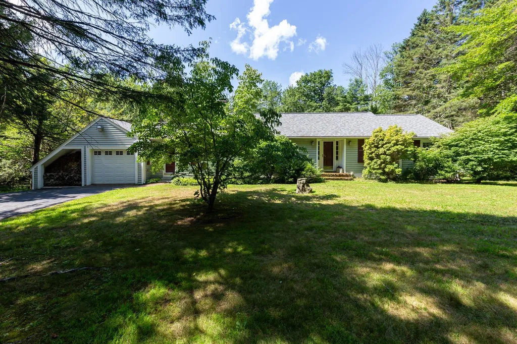 33 Boston Post Road Amherst NH 03031