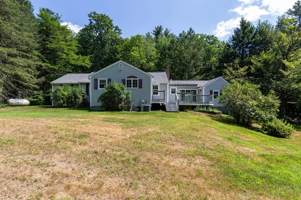33 Boston Post Road Amherst NH 03031