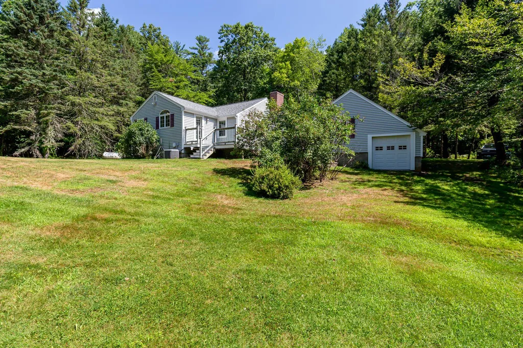 33 Boston Post Road Amherst NH 03031