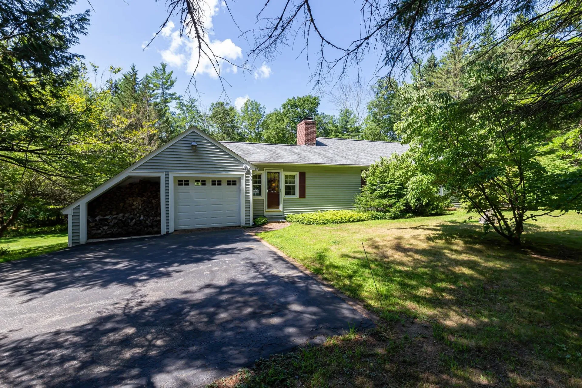 33 Boston Post Road Amherst NH 03031
