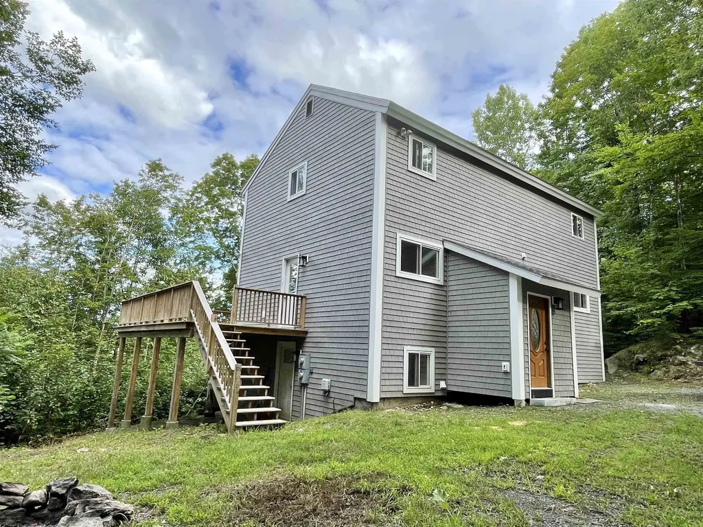 27 Hickory Overlook Enfield NH 03748