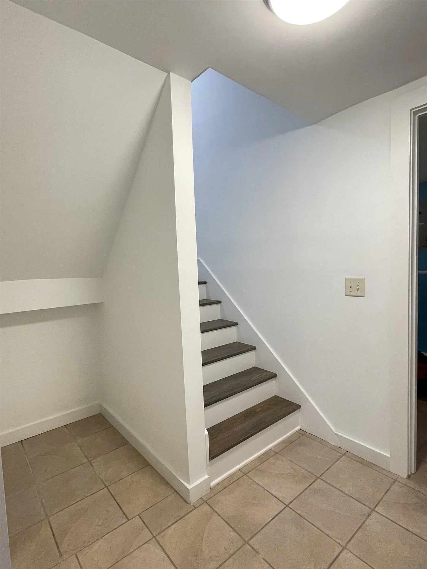 27 Hickory Overlook Enfield NH 03748