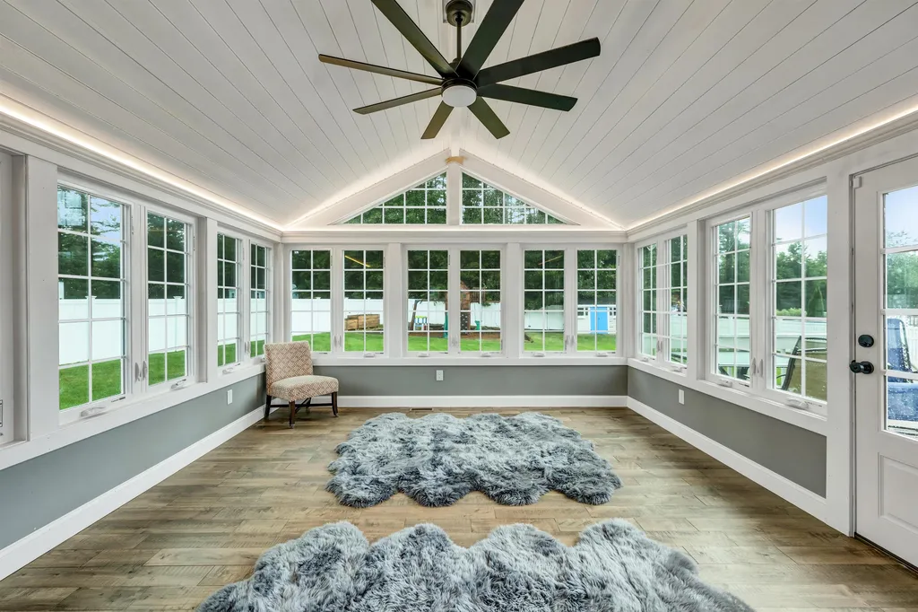 9 Drake Lane Merrimack NH 03054