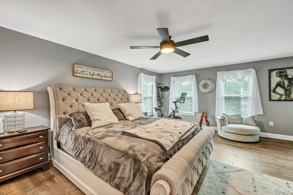 9 Drake Lane Merrimack NH 03054