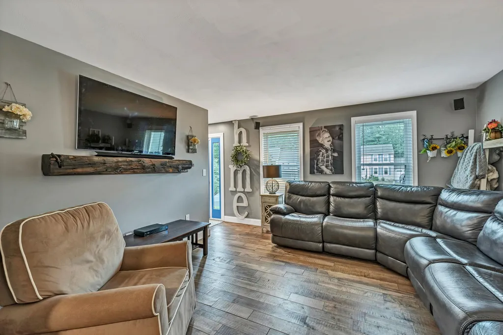9 Drake Lane Merrimack NH 03054