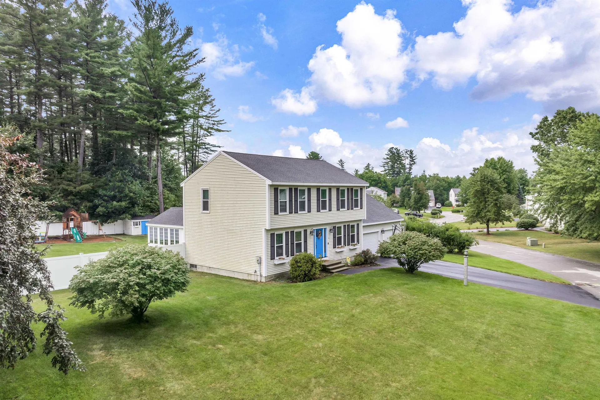 9 Drake Lane Merrimack NH 03054