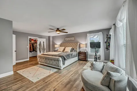 9 Drake Lane Merrimack NH 03054