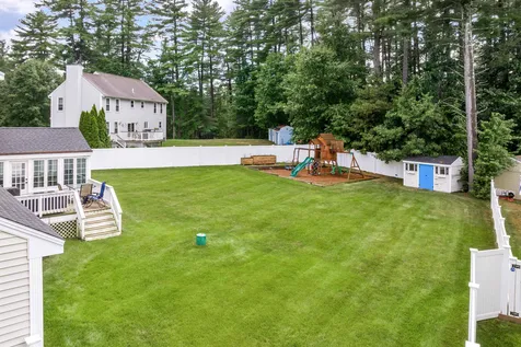 9 Drake Lane Merrimack NH 03054