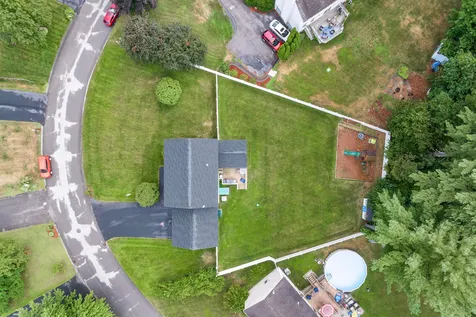 9 Drake Lane Merrimack NH 03054