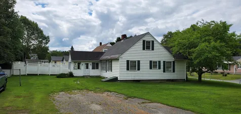 19 Union Street St. Johnsbury VT 05819