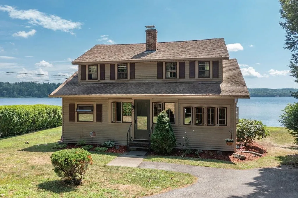 13-15 Lake Avenue Northwood NH 03261