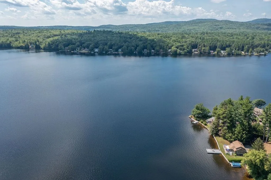 13-15 Lake Avenue Northwood NH 03261